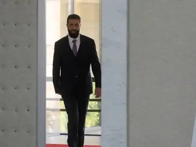 Paris'te Şara-Macron Zirvesi: Fransa'nın Yeni Suriye Stratejisi