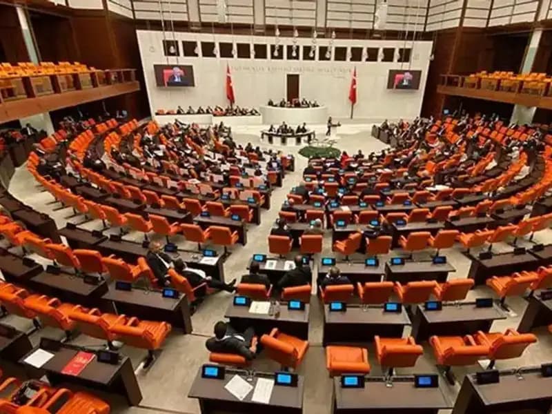 Yeni Dokunulmazlık Dosyaları Meclis'e Sevk Edildi: Tartışmalar Başladı!