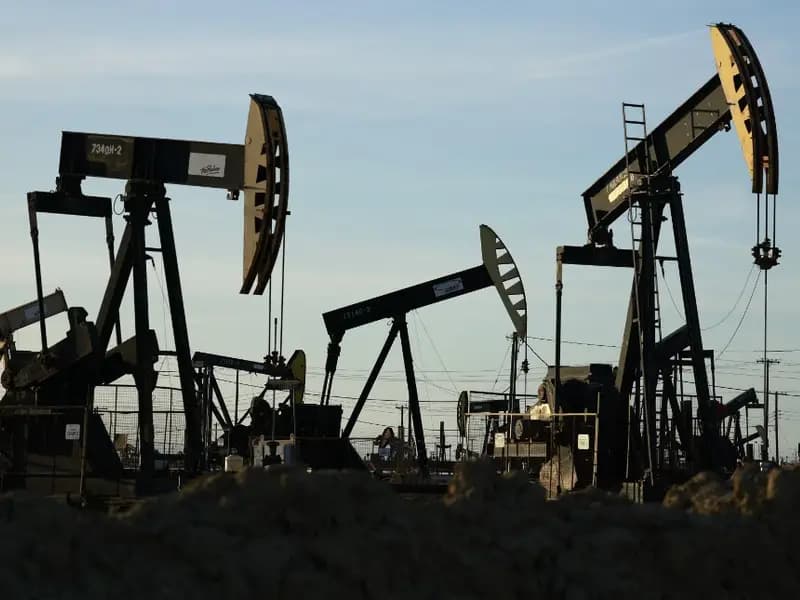 Trump'ın Mesajı Piyasaları Salladı, Petrol Fiyatları Düşüşte