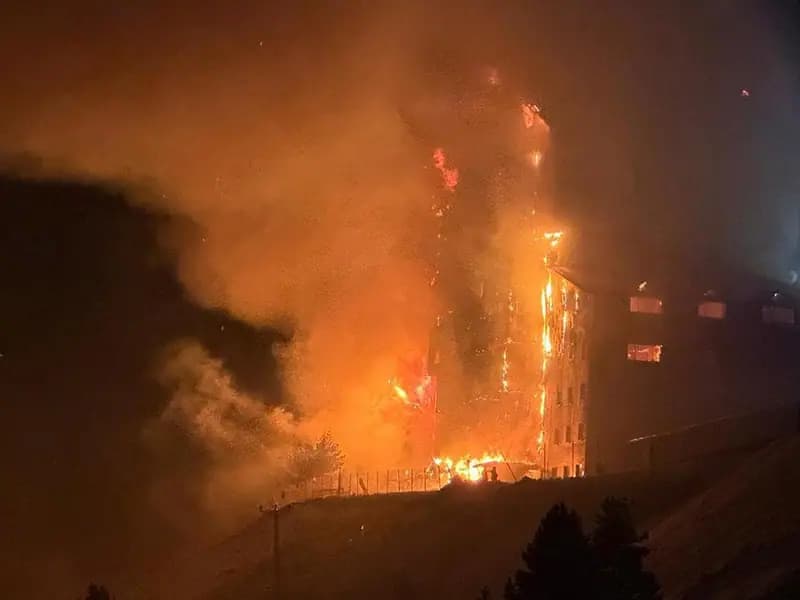 Kartalkaya'da Otelden Kaynaklanan Yangında 10 Kişi Öldü