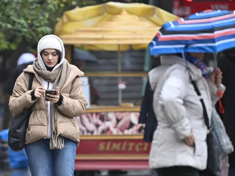 Türkiye'de Soğuk Hava Devam Ediyor, Kar Beklentisi Var