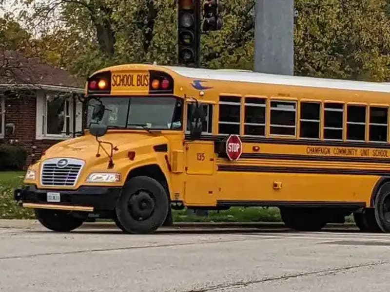 ABD’de Okul Otobüsü Devrildi: Bir Hayat Göz Yaşlarına Karıştı