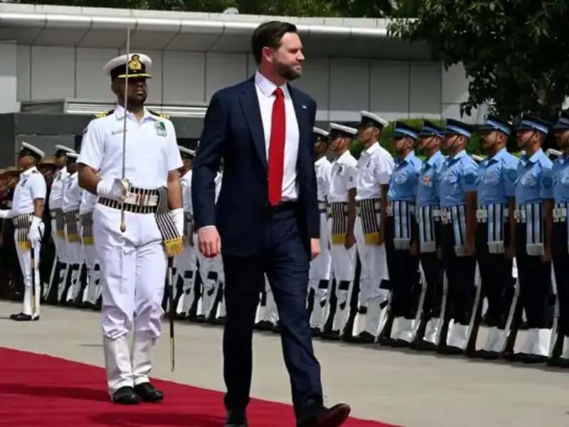 ABD Başkan Yardımcısı Vance, Ticaretin Kalbinde “Tarife Kralı” ile Buluştu