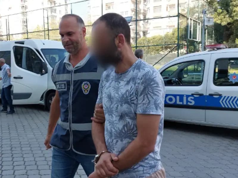 Samsun'da düğünde karşılaştığı ablasının burnunu kırdı