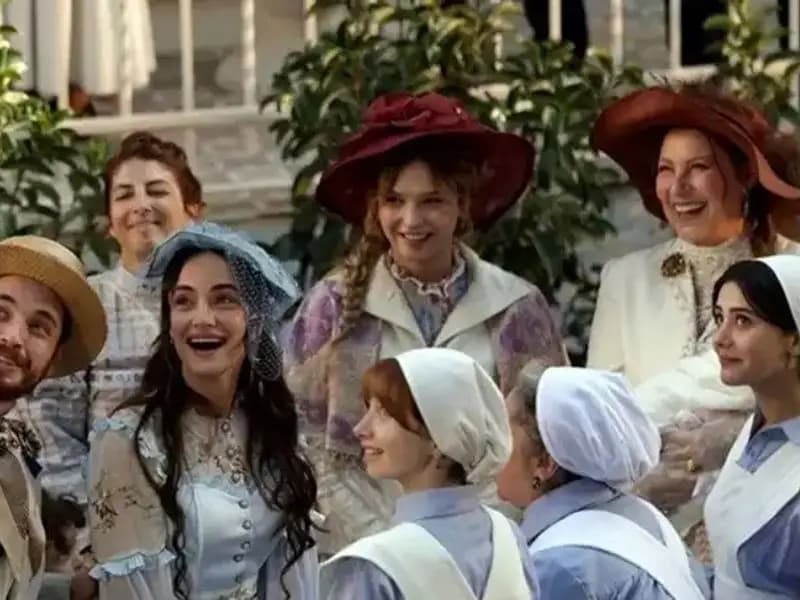 Şakir Paşa Ailesi Dizisi Setinde Trajik Yangın: Bir Çalışan Hayatını Kaybetti