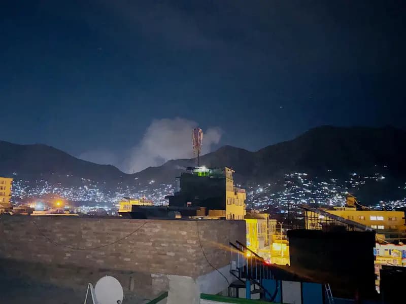 Pakistan Ordusu Kabil'de Hava Saldırısı Düzenledi, 400 Kişi Öldü