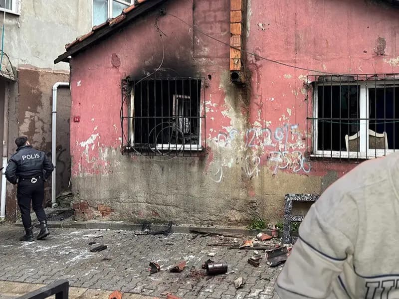 İstanbul'da Gecekondu Yangınında Genç Adamın Acı Tesadüfü