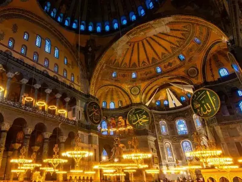 Teravih Namazı İçin Saatler: 3 Mart İstanbul, Ankara ve İzmir’de Ne Zaman?