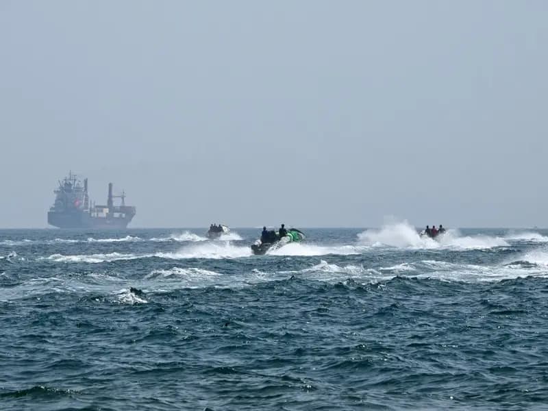 22 Ülke Hürmüz Boğazı'nın Güvenliği İçin Taahhütte Bulundu