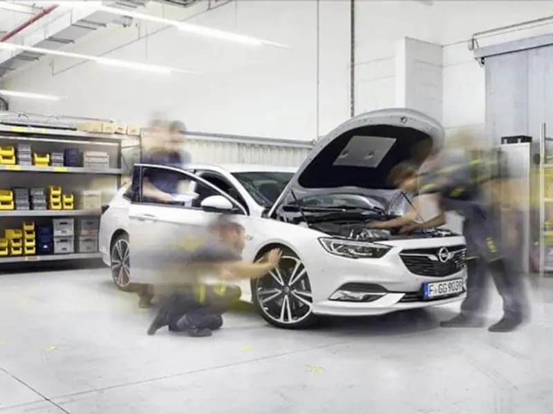 Otomobil devi binlerce kişiyi işten çıkarıyor