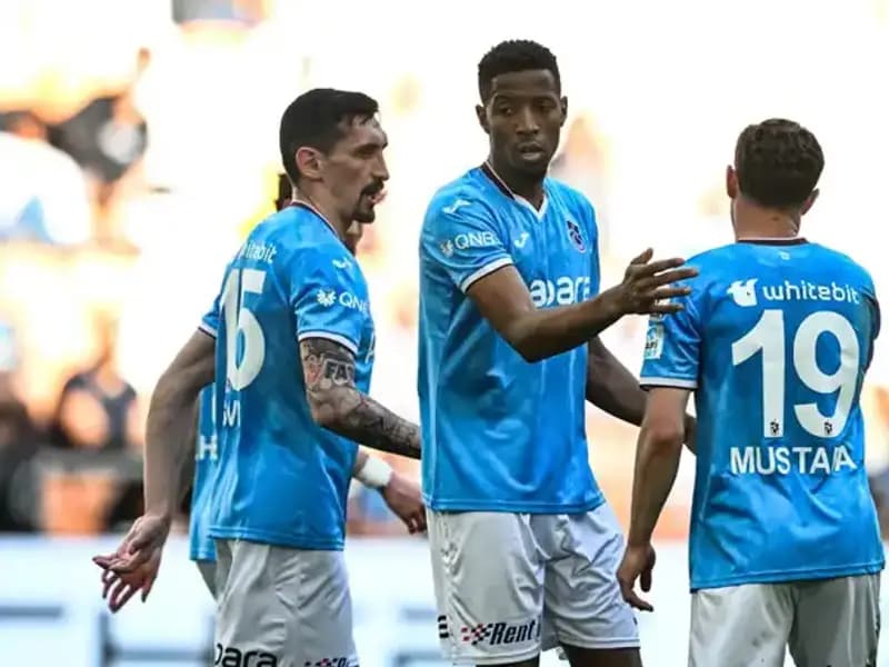 Trabzonspor, Adana Demirspor'u Tek Golle Geçerek Üst Sıralara Tırmandı