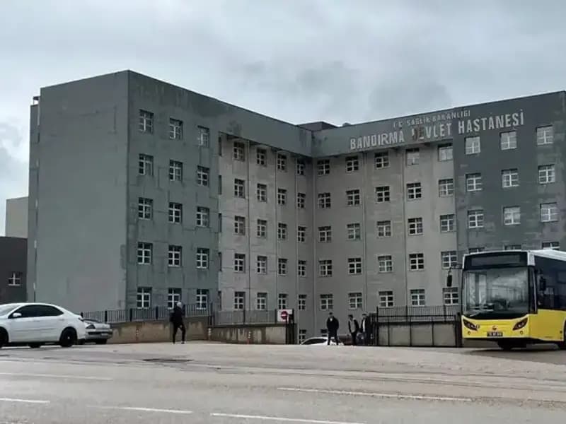 16 Yaşındaki Genç, Teşhis İhmalinden Dolayı Testisini Kaybetti!