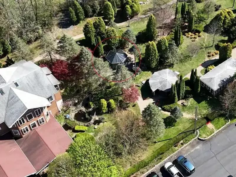 FETÖ Elebaşı'nın Mezarı Camlarla Çevrildi: Miras ve Vasiyet Tartışmaları Alevlendi