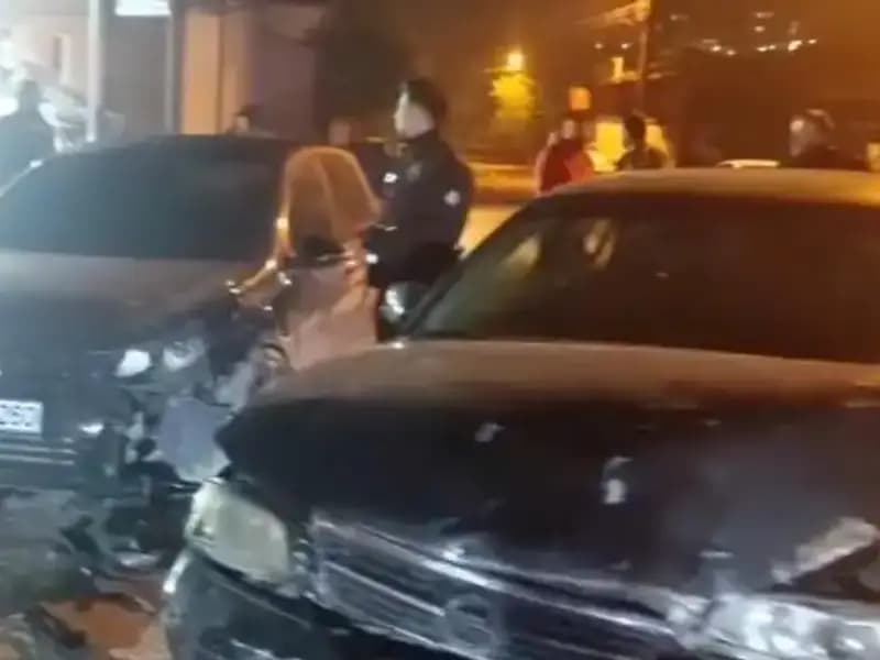 Çevirmeden Kaçmaya Çalışan Araç Kaza Yaptı, İki Yaralı