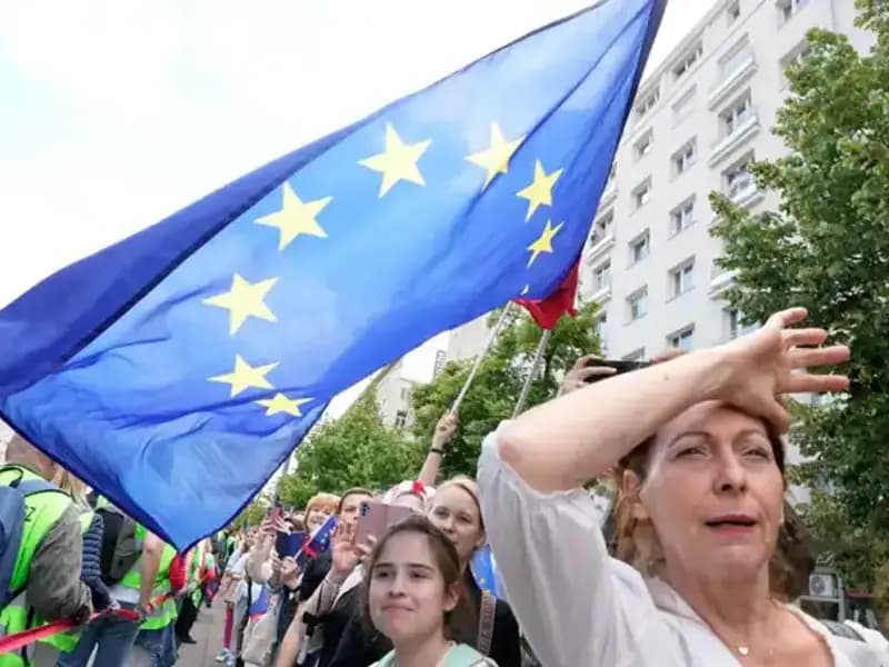 Polonya'da İkinci Tur Seçimler: Rusya-Ukrayna Savaşı Etkileri ve Gelecek Öngörüleri