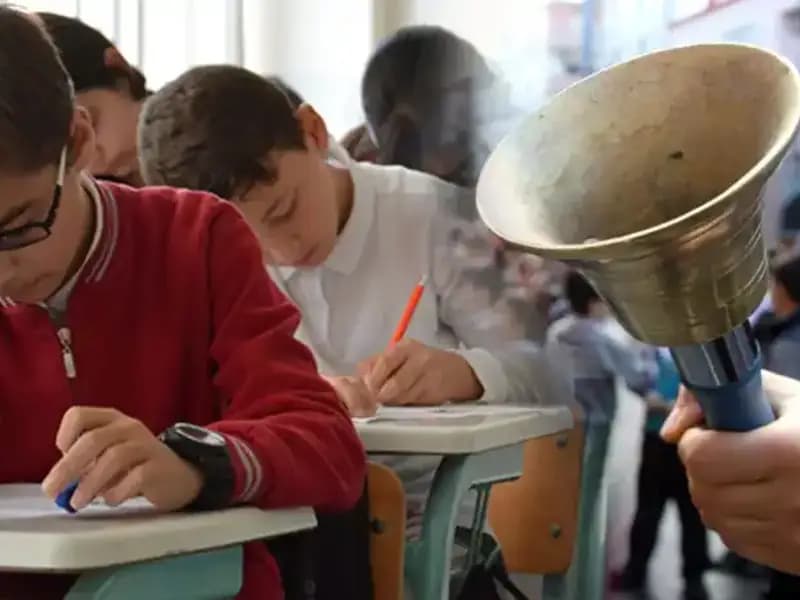 Okullarda Ara Tatil 9 Gün Mü? 2024-2025 Eğitim Takvimi Detayları