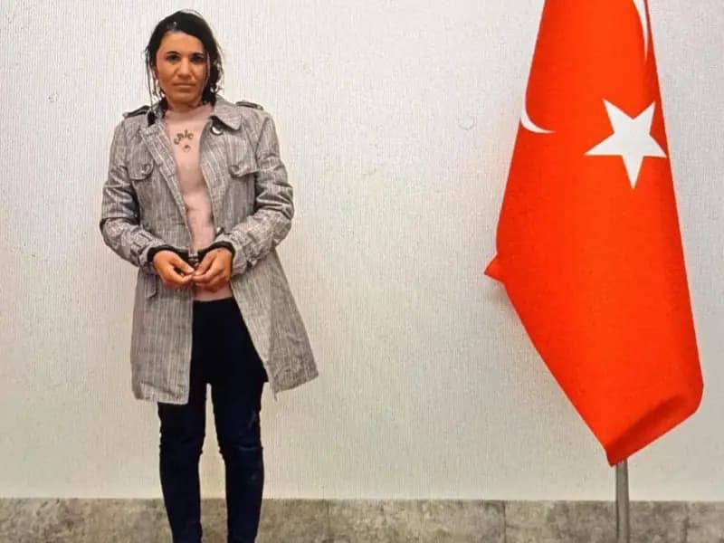 Bir Terörist Daha İkna Yoluyla Teslim Oldu