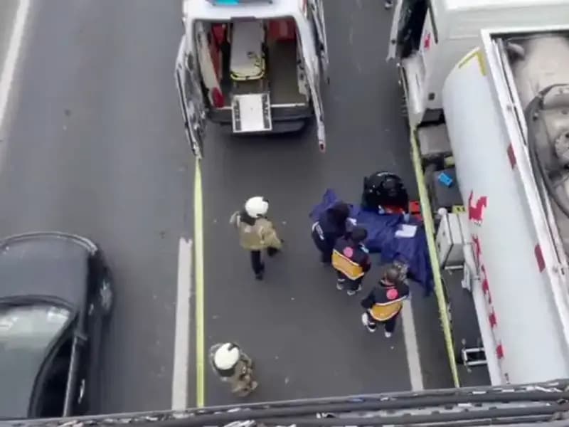 D-100'de Tüyler Ürperten Kaza: Motosiklet Tankere Çarptı, 1 Kişi Hayatını Kaybetti