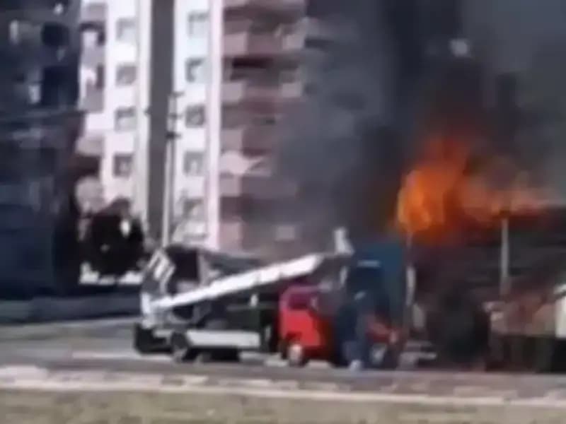 Alev Alev Yanan TIR, Göz Kamaştıran Manzara ile Küle Döndü