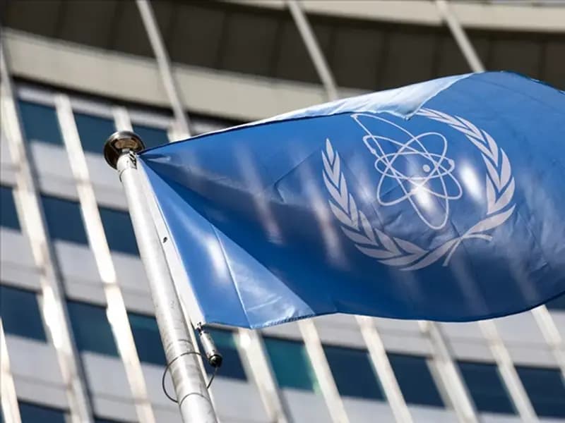 İran'daki Nükleer Santrale Füze İle Saldırı: Hasar Yok