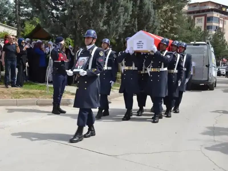 Şehit Gözyaşlarıyla Uğurlandı: Vatanseverlik Duyguları Zirveye Çıktı