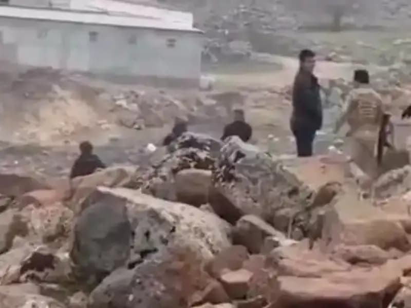 Diyarbakır’da Taşlı, Silahlı Kavga: Üç Can Alıp, Çok Sayıda Yaralı Bıraktı