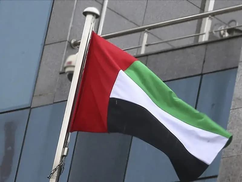 BAE, İranlı Yolcuların Dubai Havalimanı'na Girişini Yasakladı