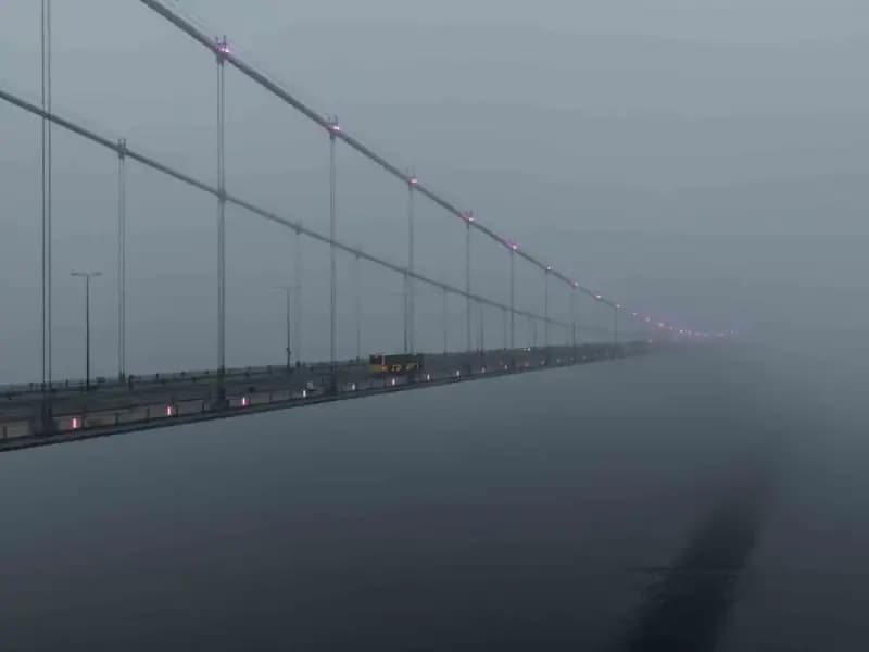 İstanbul'da Sis Alarmı: Görüş Mesafesi Tehlikeli Düzeyde Düştü