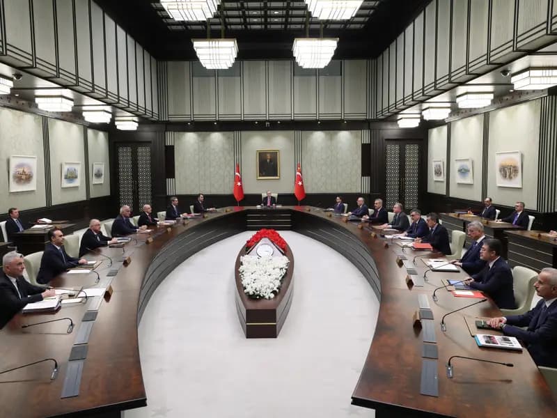 Kabine Toplantısı: Okul Güvenliği ve Yeni Diplomasi Adımları