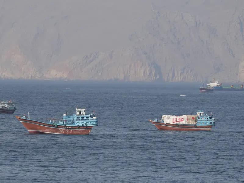 Hürmüz Boğazı'nda Gerginlik: İran'dan Trump'a Sert Yanıt