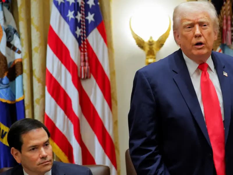 Trump: Hürmüz Boğazı'nı Açık Tutmak İçin Savaş Gemileri Gönderilecek