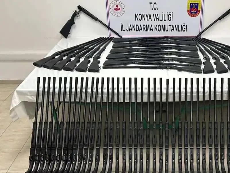 Türkiye Genelinde Silah Kaçakçılarına Büyük Operasyon: Çok Sayıda Gözaltı