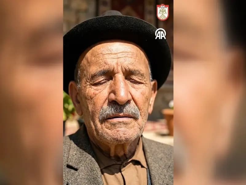 Aşık Veysel'in Vefatının 53. Yılına Özel Duygusal Klip