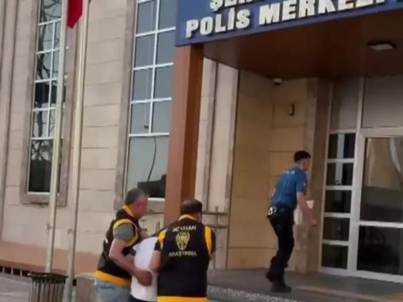 Polis Mahallede Geniş Güvenlik Önlemleri Aldı: Operasyon Sürüyor