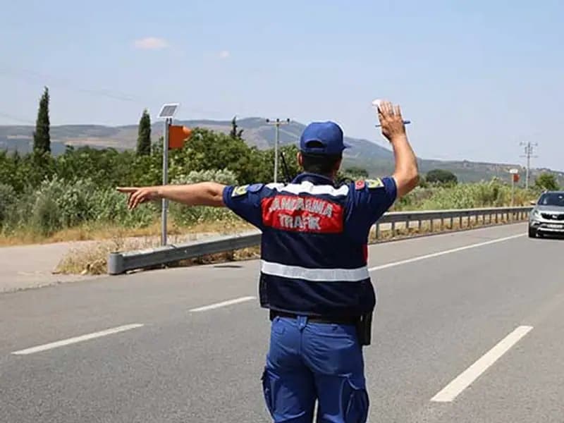 Trafikte haftalık rapor: 1 milyon 971 bin 985 araç denetlendi