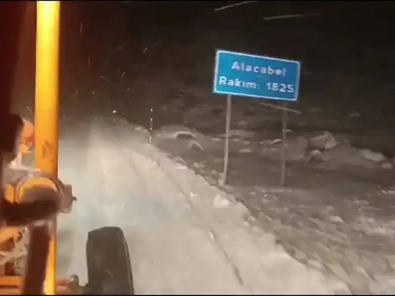 Antalya'da Kar Sürprizi: Eylül Ayında Kış Manzarası Oluştu