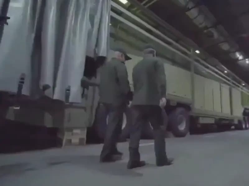 İran'ın Yeraltı Tünellerinde Füze ve İHA Stokları Görüntülendi