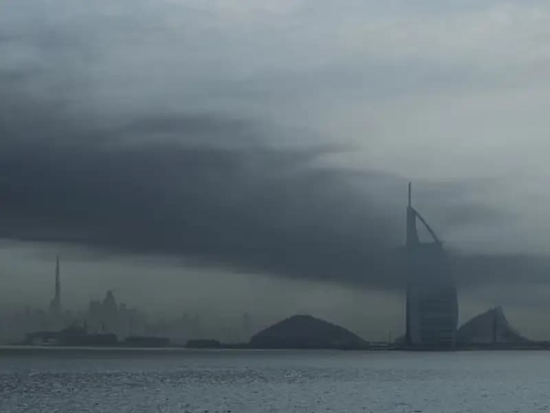 İran, Körfez Ülkelerine Yönelik Dev İHA ve Füze Taarruzu