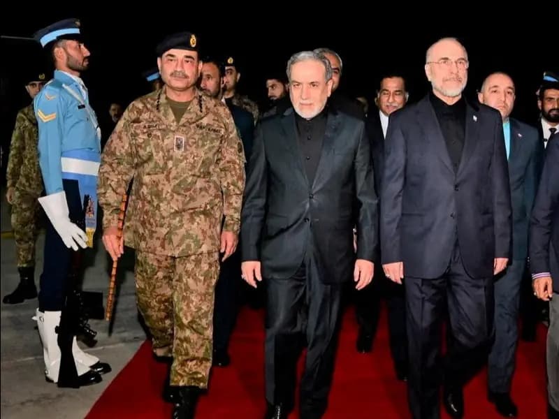 ABD ve İran Heyetleri İslamabad'da Barış İçin Masaya Oturdu