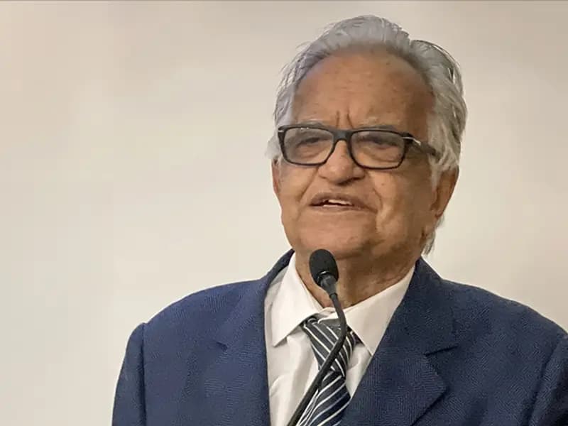 Tıp ve Edebiyatın Duayeni Prof. Dr. Hatemi Hayatını Kaybetti