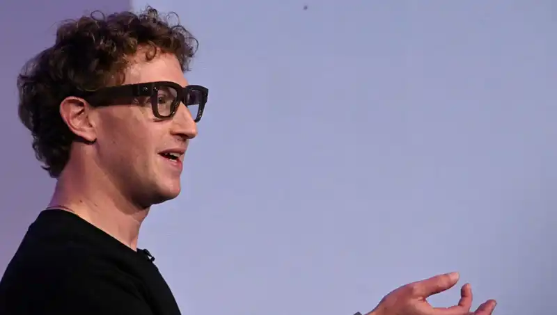 Yapay Zeka Destekli Gözlükler: Zuckerberg’in Teknoloji Vizyonu