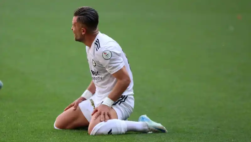 Küme Düşme ve Haciz: Futbol Kulüpleri Puan Silme Cezası ile Yüz Yüze