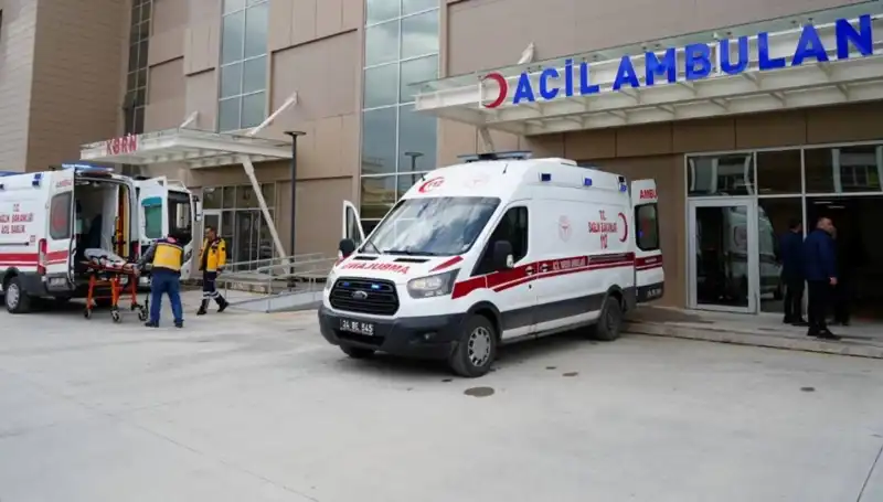 Erzincan'da Feci Kaza: Araç Devrildi, Bir Kişi Hayatını Kaybetti