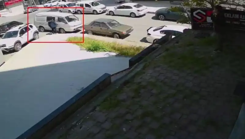 Hırsızlık Anında Suçüstü Yakalanan Şoför, Olayı Böyle Anlattı!