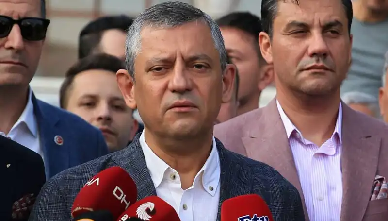 Özgür Özel: "Bu Bayram Bizlere Bayram Gibi Gelmedi!" Nedenini Açıklıyor