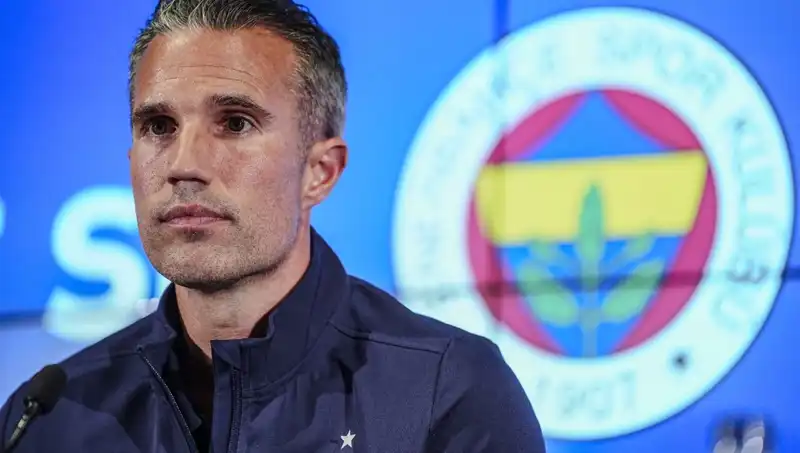 Robin van Persie'den Fenerbahçe'ye Şaşırtan Tahmin: Tur Şansı Yüzde Kaç?