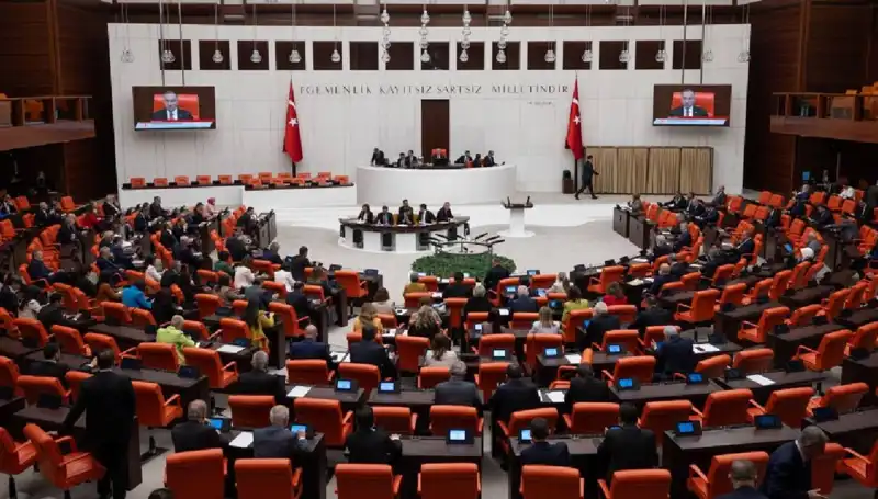 Türkiye'nin Hukuk Sisteminde Yeni Dönem: 10. Yargı Paketi Meclis'te Kabul Edildi