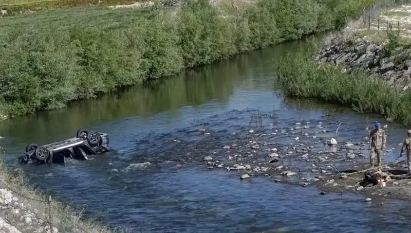 ** Bayram Yolculuğunda Bir Ailenin Trajik Sonu: Şok Eden Kaza Detayları**
