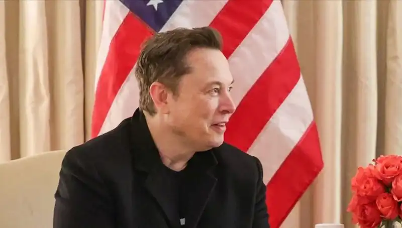 Elon Musk'tan Trump'a Destek: Zelenski'ye Karşı Gelen Sert Mesaj