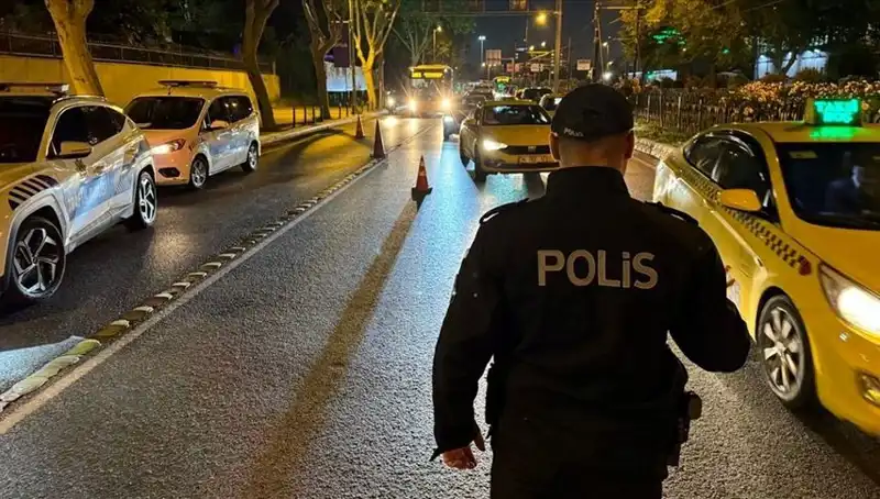Huzur İstanbul Operasyonu: Bin 5 Kişi Gözaltında, Şehirdeki Suç Oranı Düşüyor!